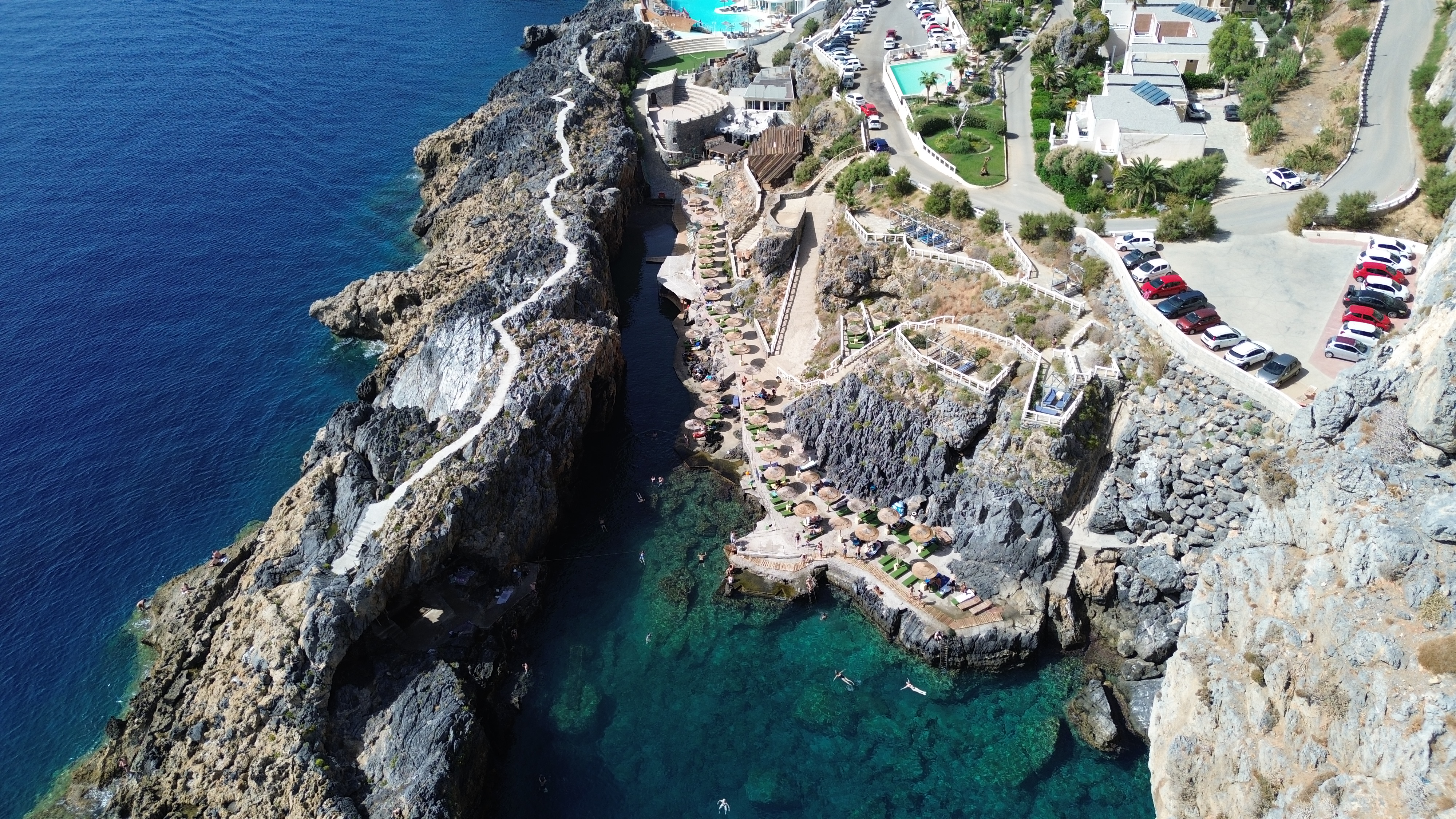 Adele Beach photo 3