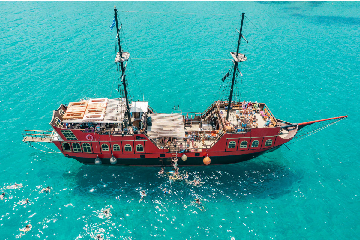 Pirates Of Crete