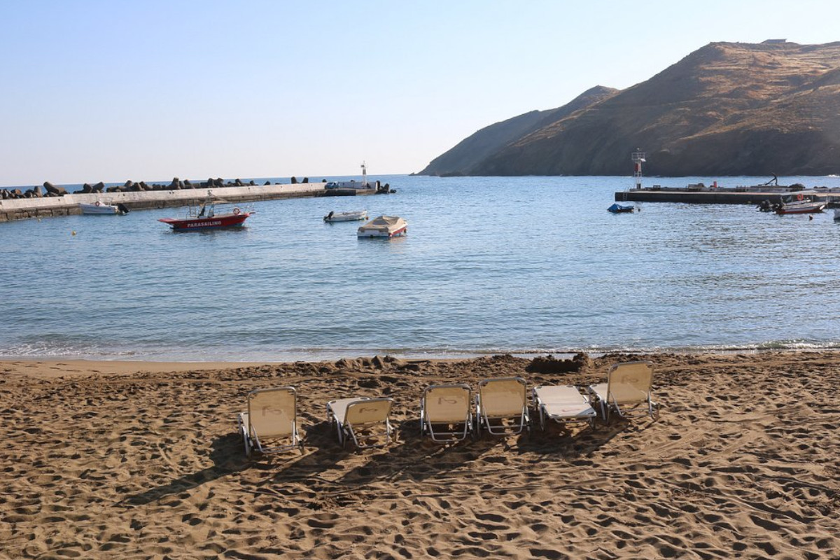 Plage de Panormos