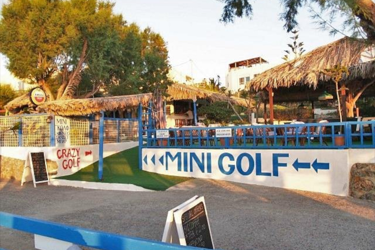 Sissi Mini Golf - Sunset Bar