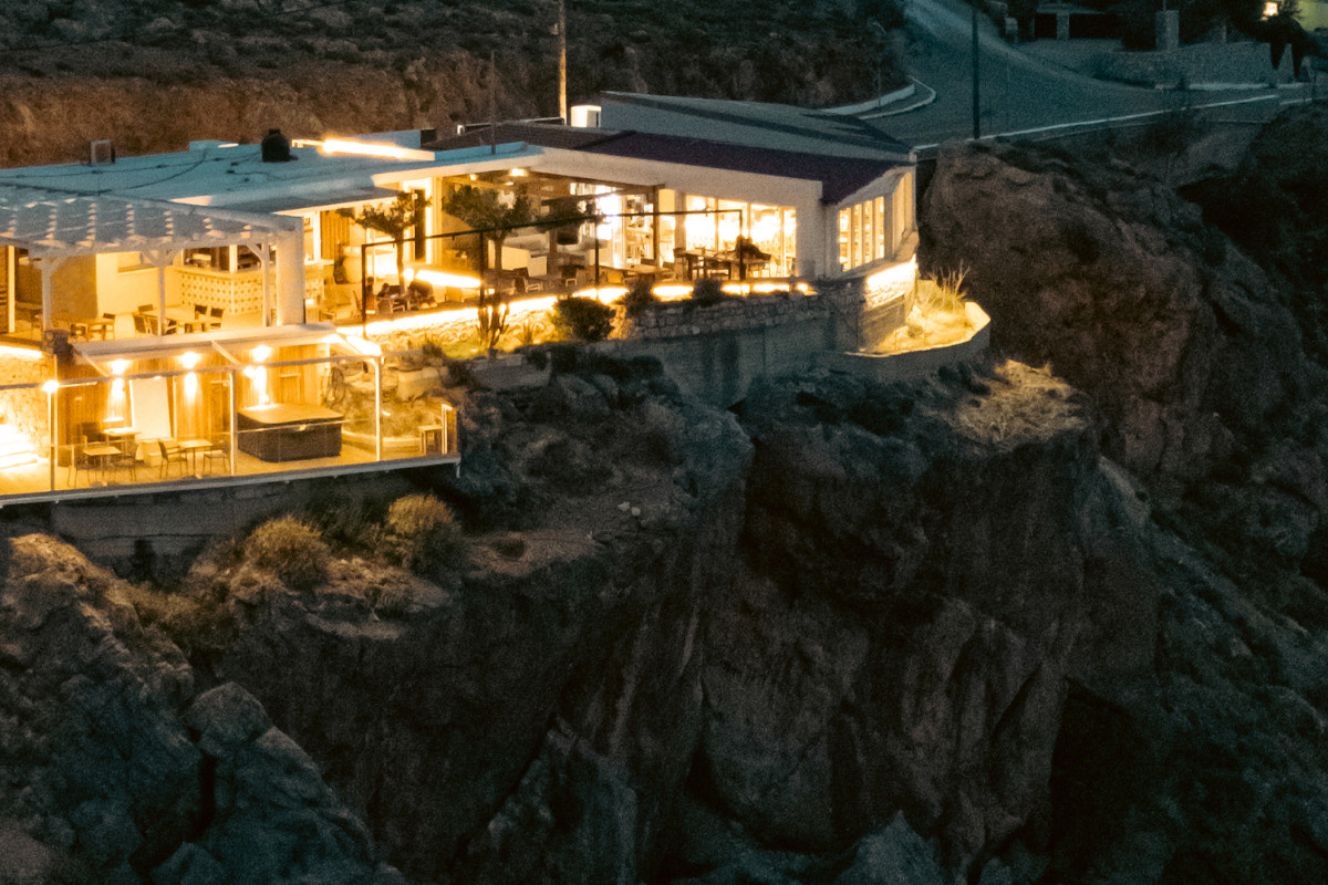 Thea Cafe-Bar