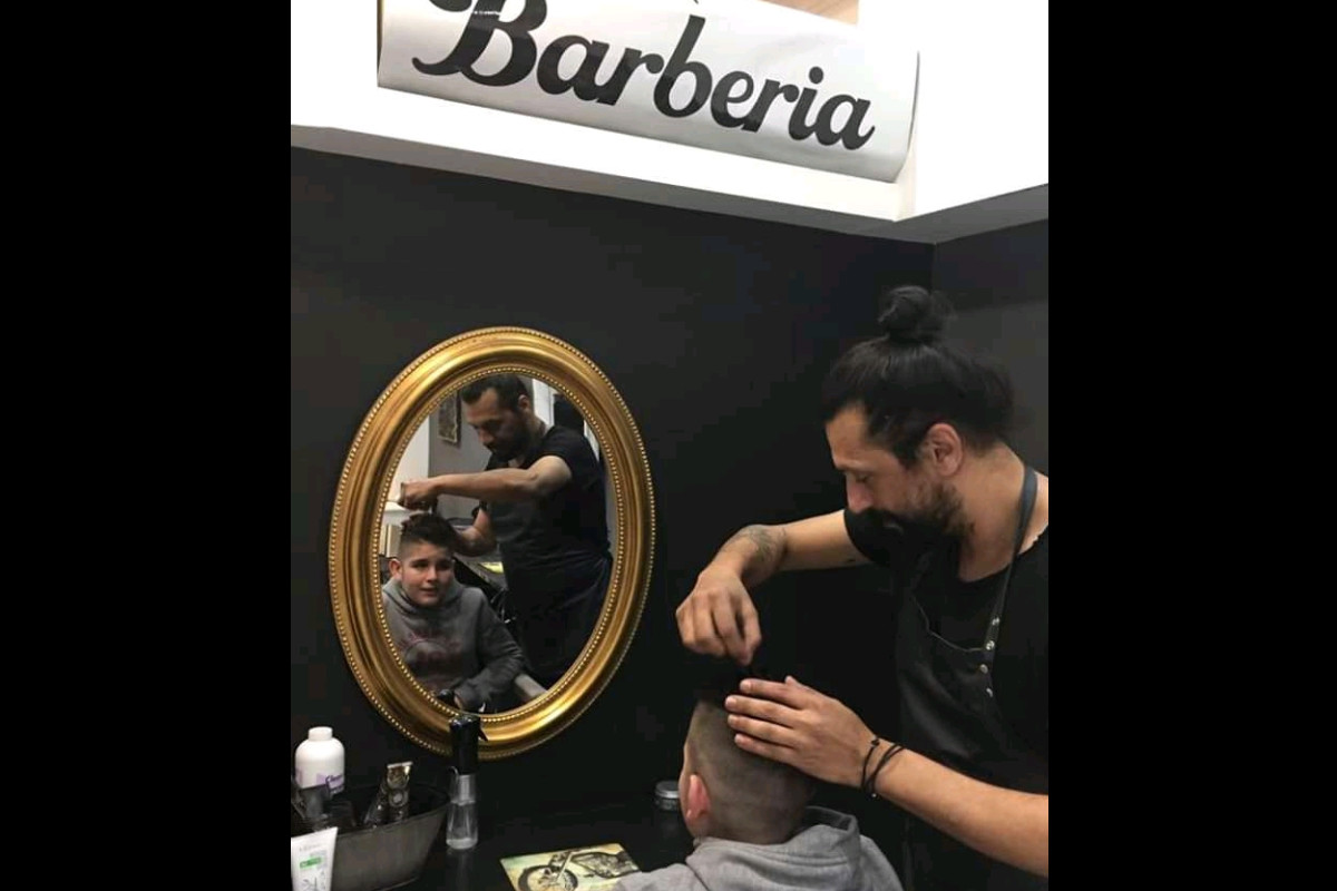 Barberia Hairdresser