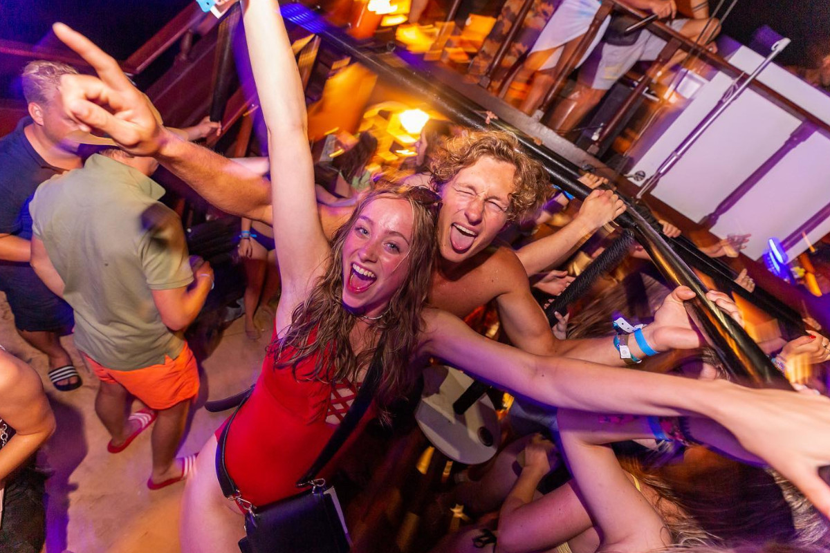 Chersonissos Booze Cruise
