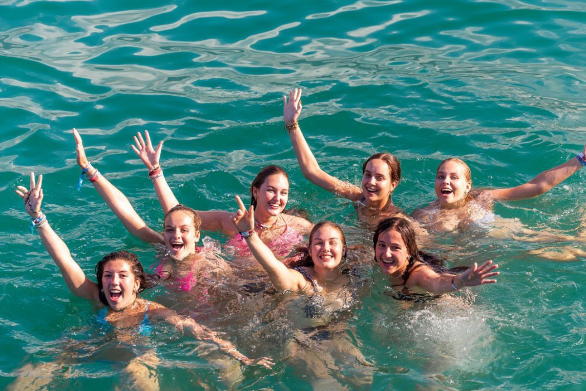 Chersonissos Booze Cruise