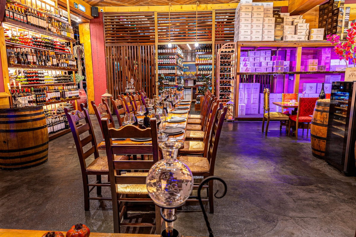 The Oak Reserve - Restaurant & Wine Tasting Experience