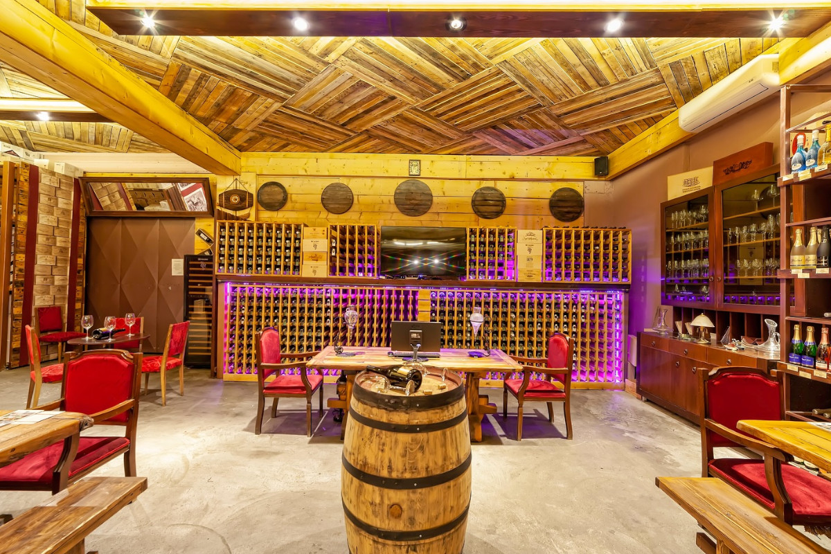 The Oak Reserve - Restaurant & Wine Tasting Experience