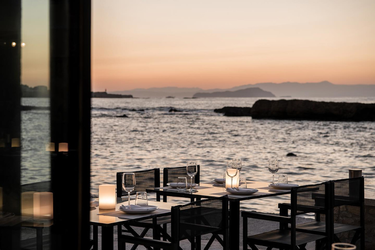 Periplous Restaurant aan zee