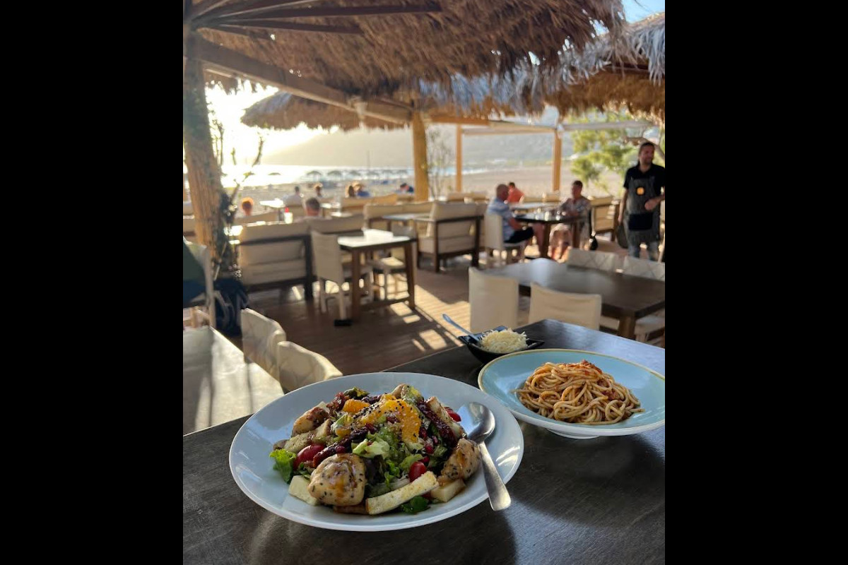 Zephyros Beach Restaurant