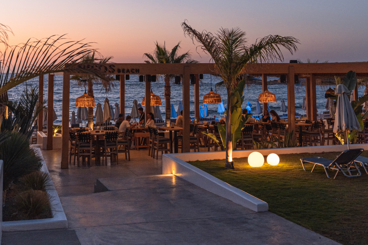 Nisos Beach Bar & Restaurant