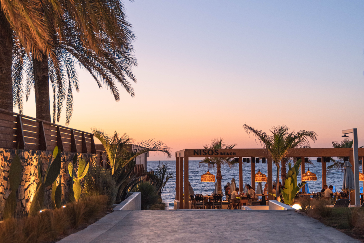 Nisos Beach Bar & Restaurant
