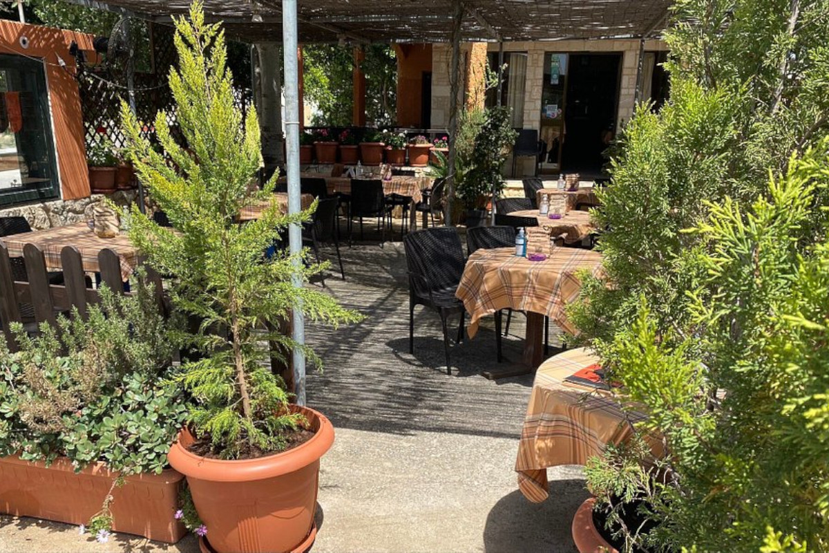Ramblers Restaurant Taverna & Bar