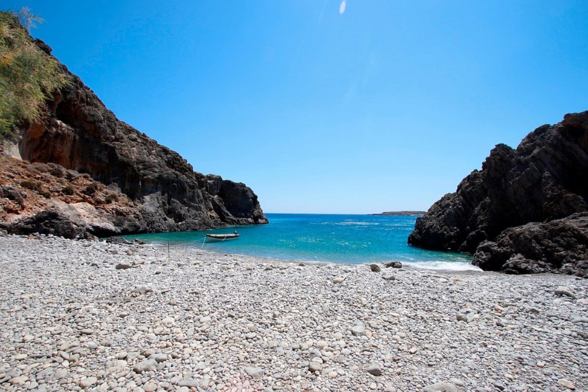 Spiaggia di Agia Irini