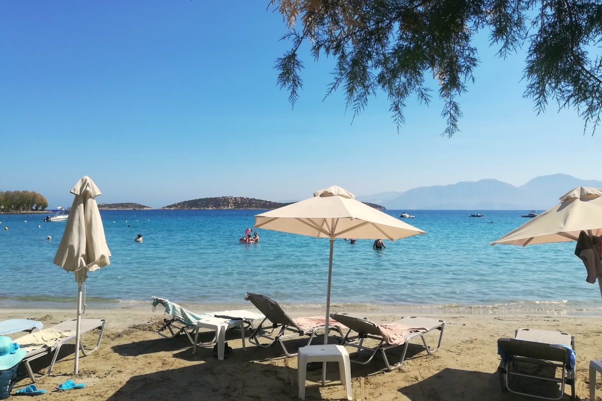 Amoudi Strand