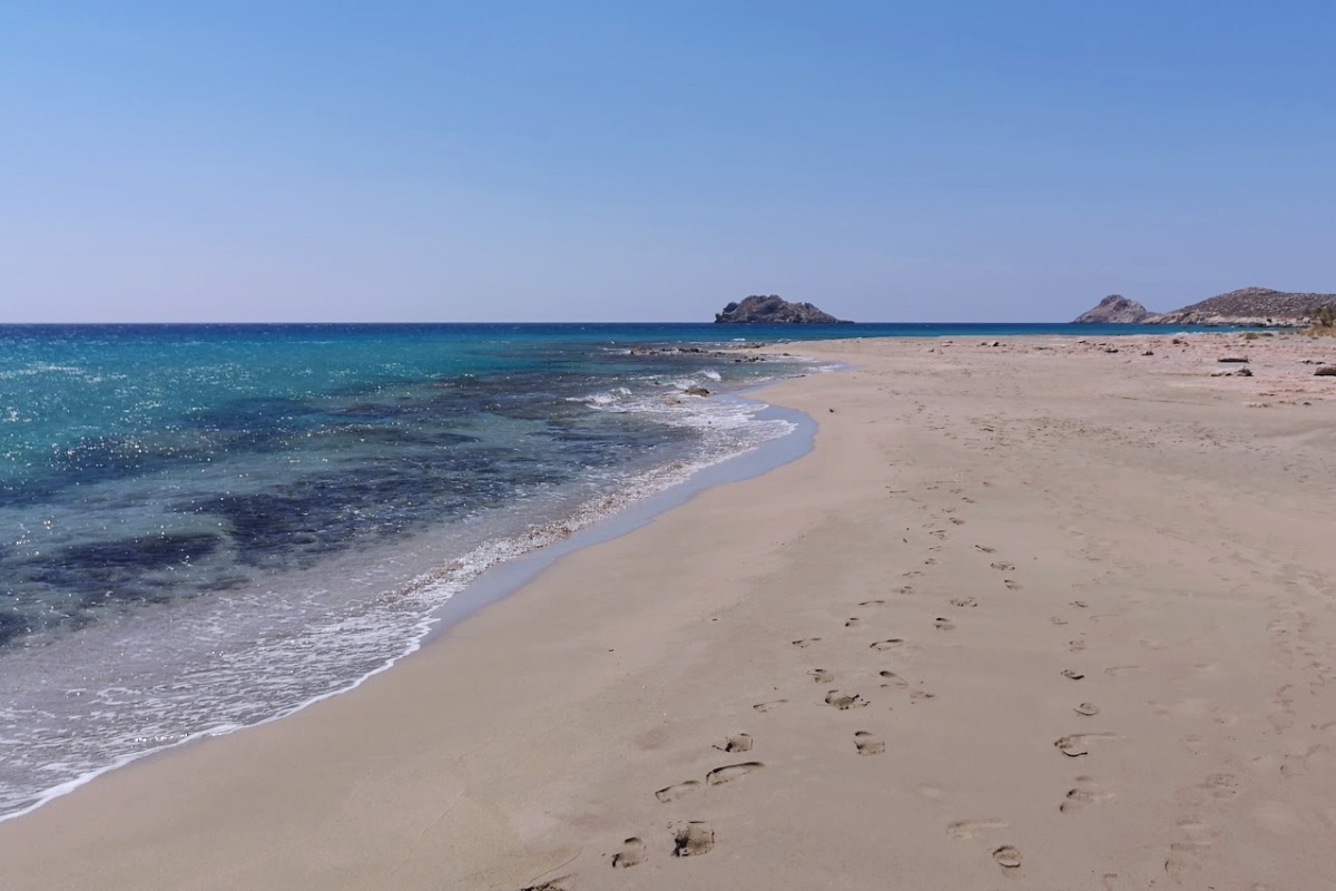 Alatsolimni Beach photo 2