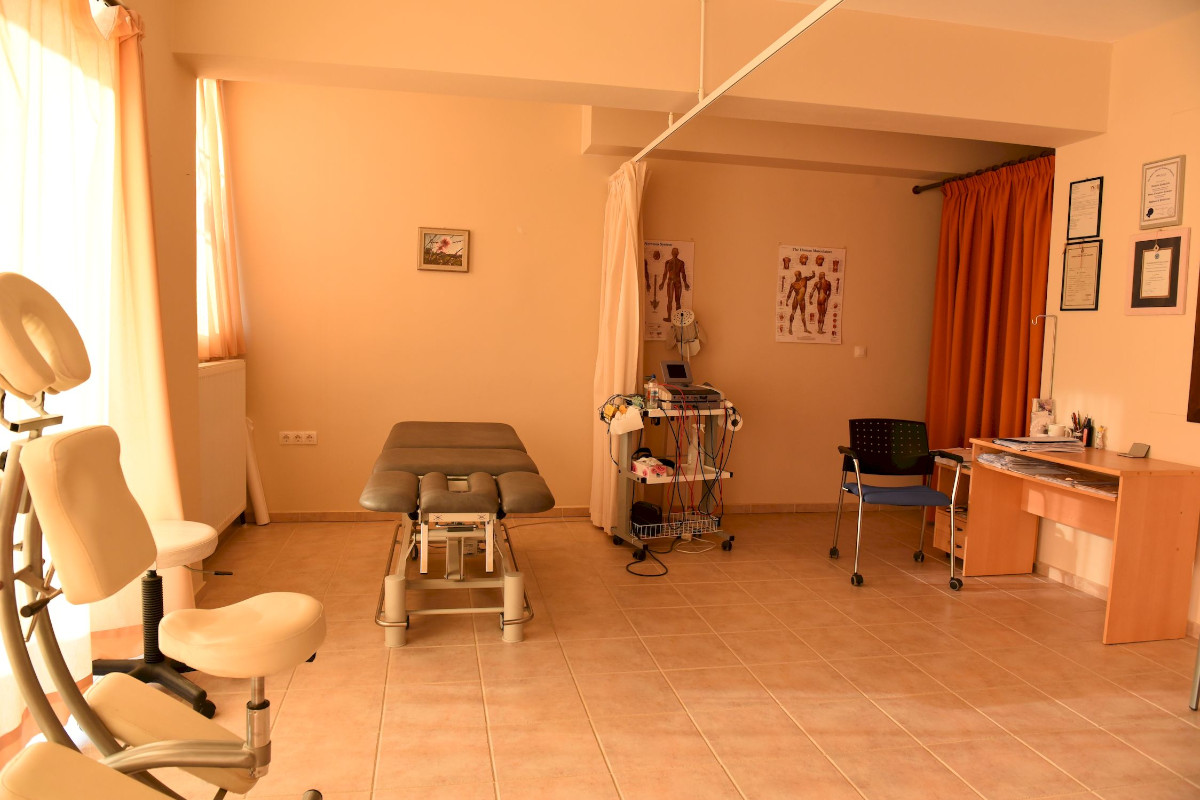 Antonis Apts - Physio - Fitness - Retreats