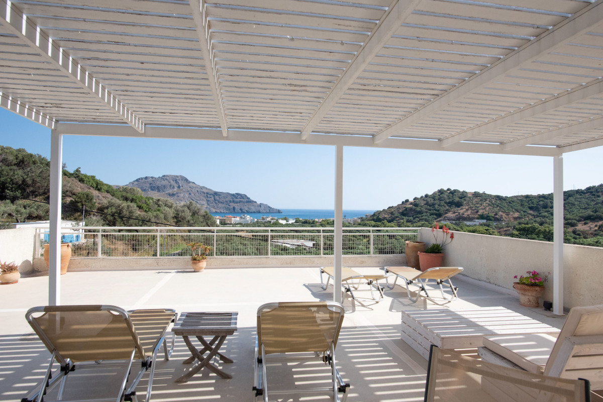 Antonis Apts - Physio - Fitness - Retreats