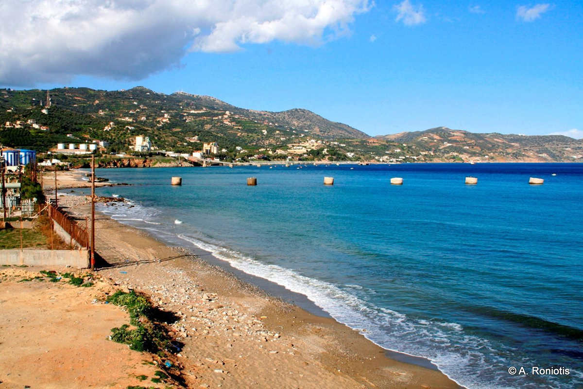Ellinoperamata Beach