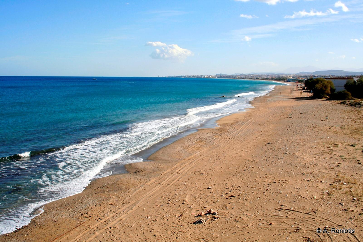 Ellinoperamata Beach