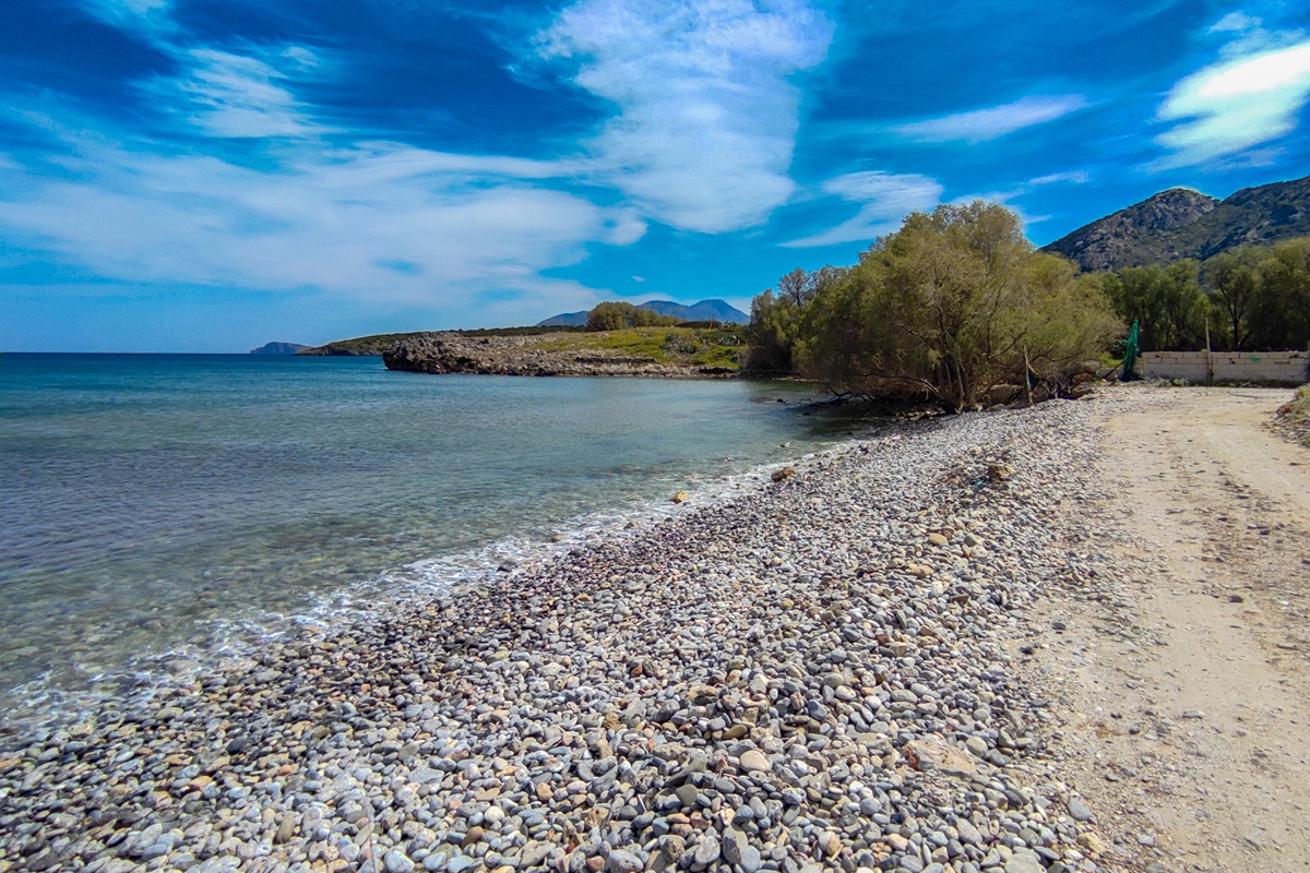 Karavostasi Beach photo 2