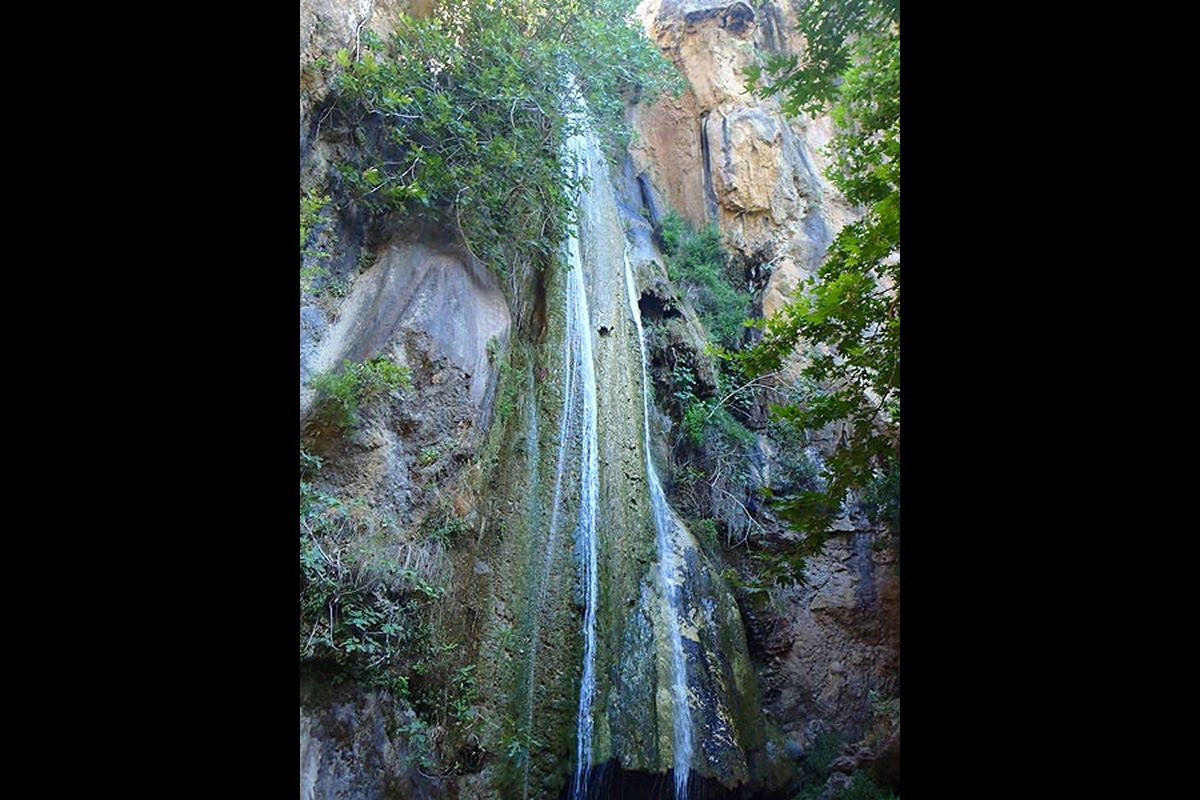Chute d`eau de Mylonas