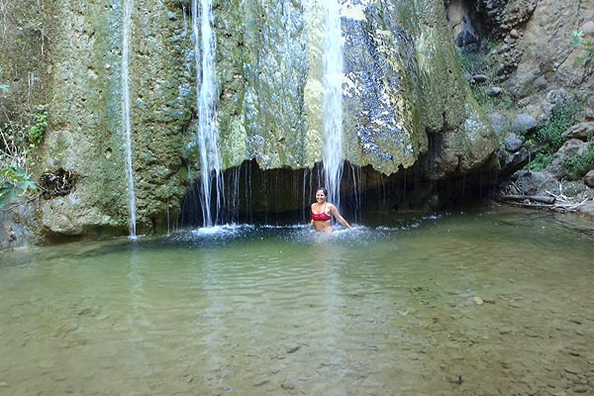 Chute d`eau de Mylonas