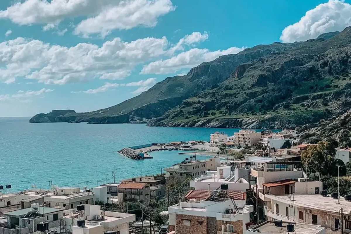  Παραλία Τσούτσουρος