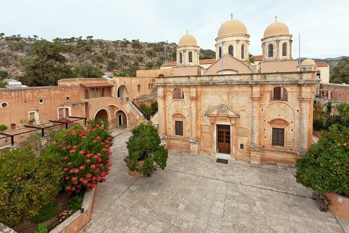 Kloster der Heiligen Dreifaltigkeit (Agia Triada)