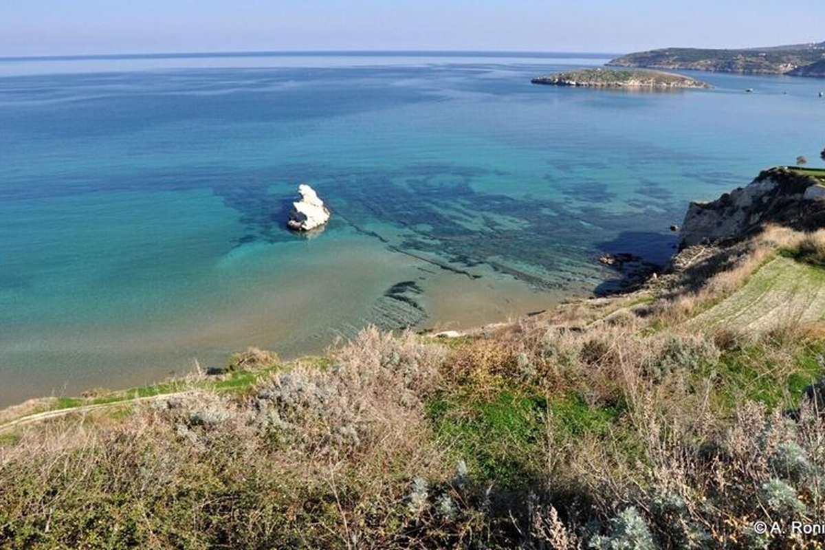Paralia Keras