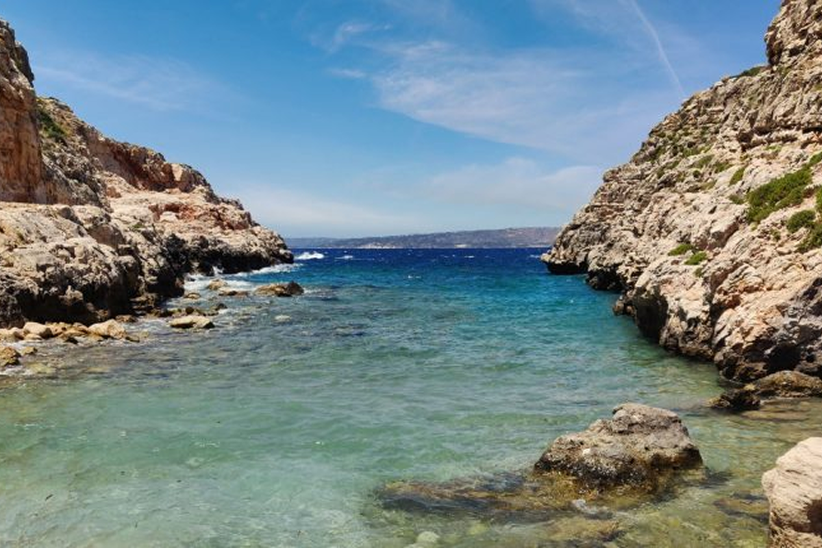 Manovas Beach