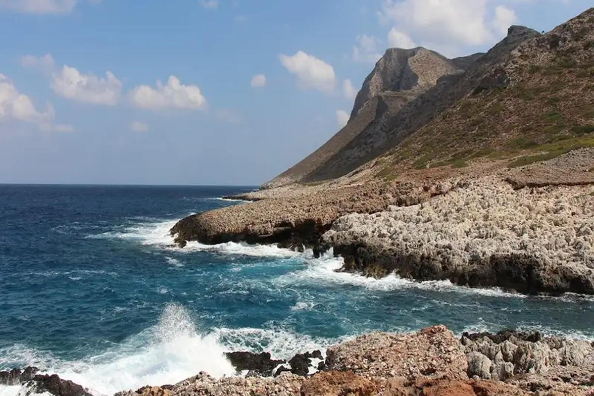 Katholiko Bay