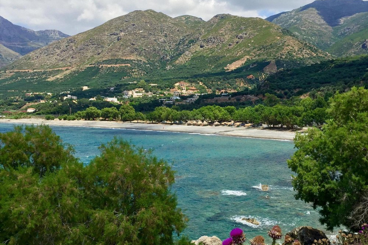 Sfinari Beach photo 2