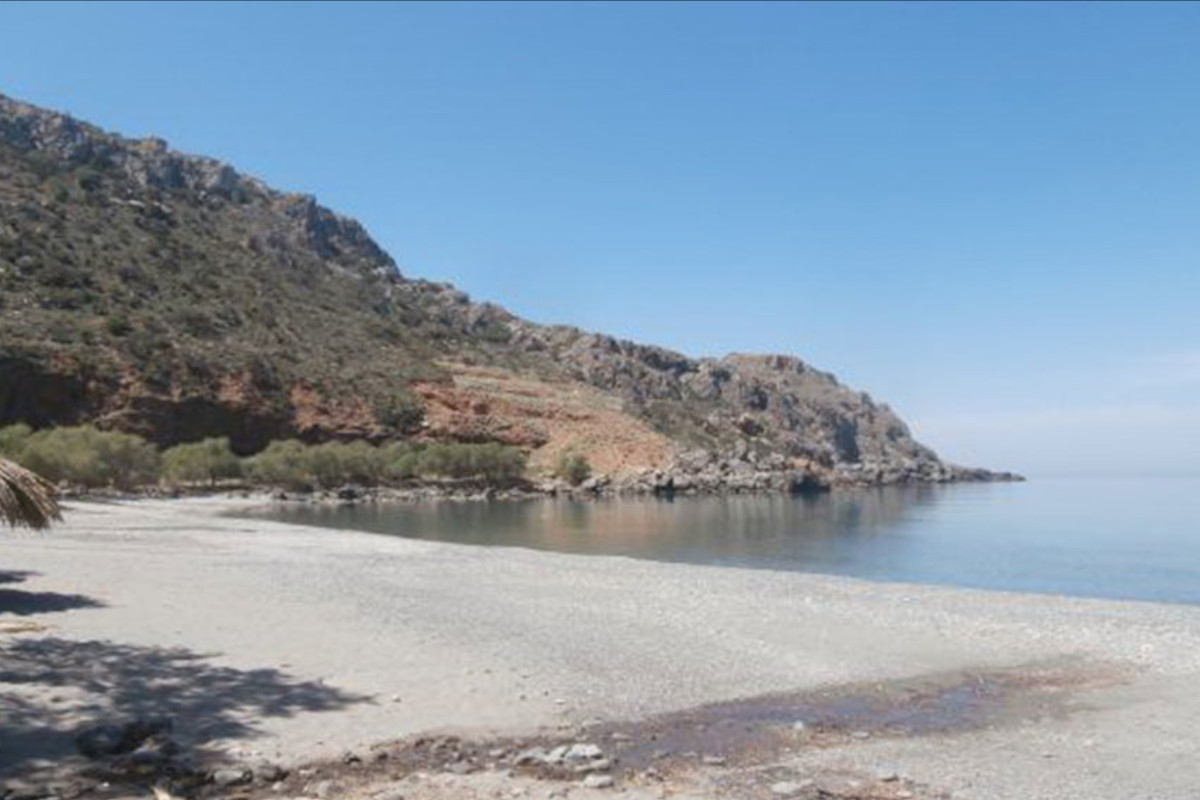 Sfinari Strand