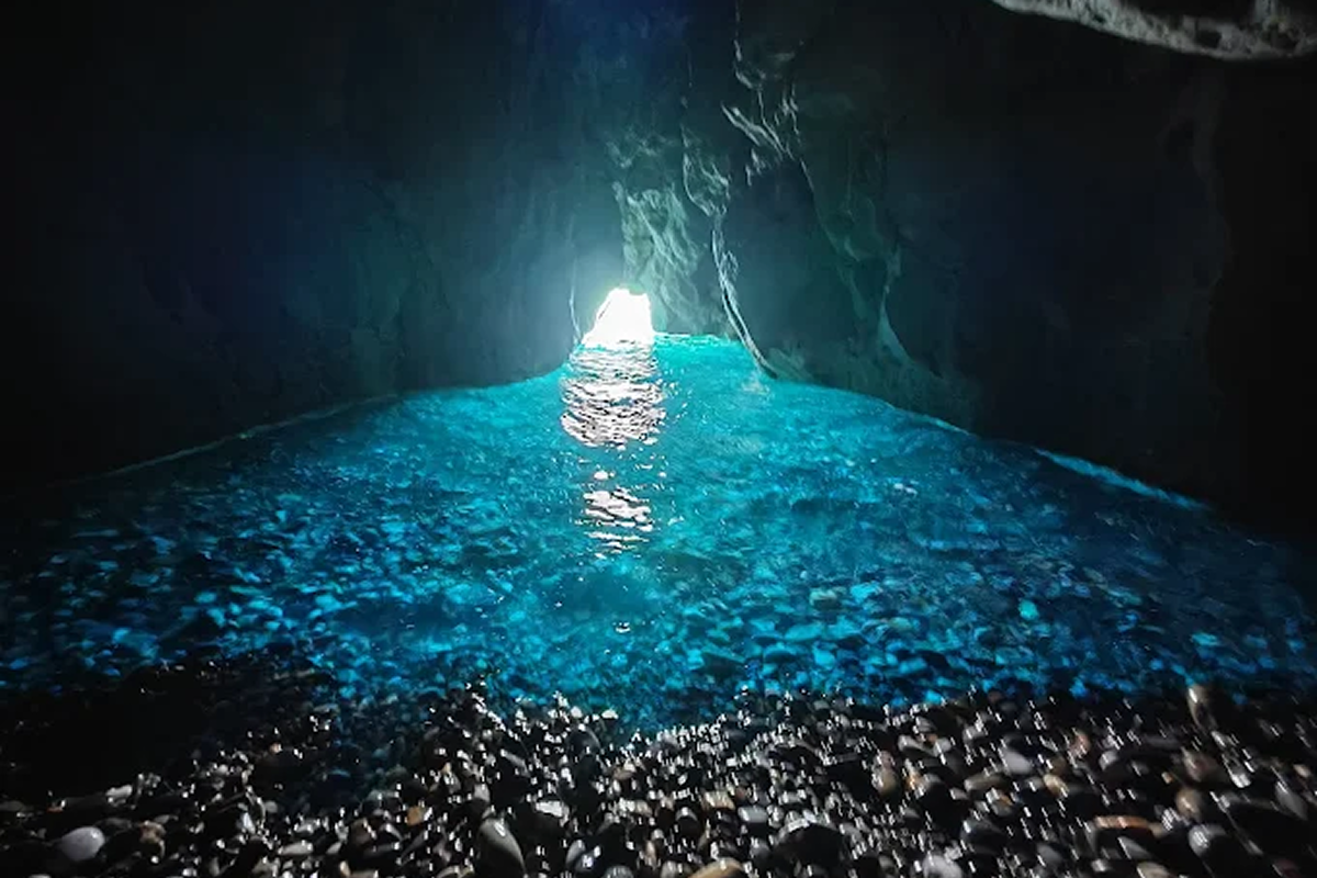 Cave Xotokospilario photo 2
