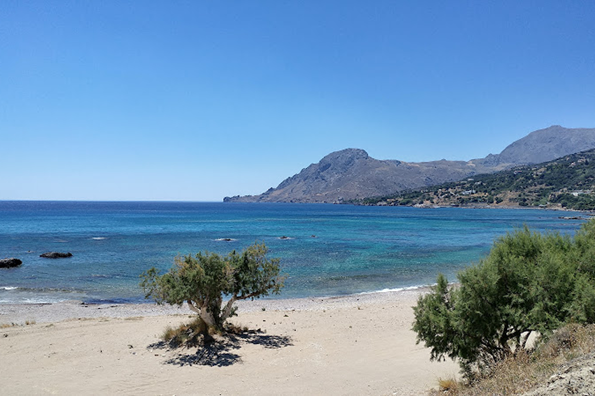 Skinos Strand