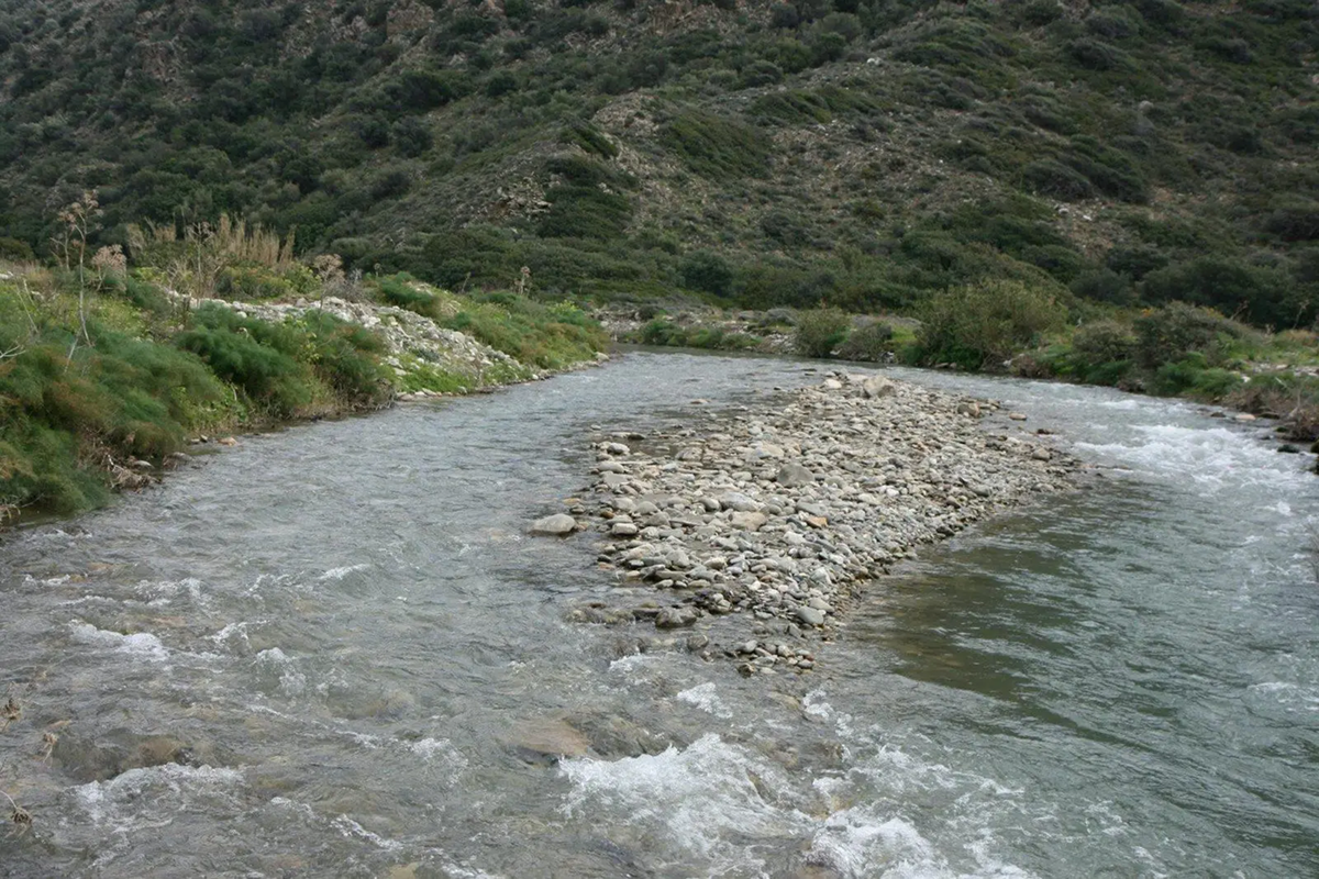 Akoumian River photo 2