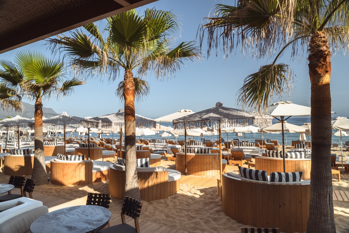 Nisos Beach Bar & Restaurant