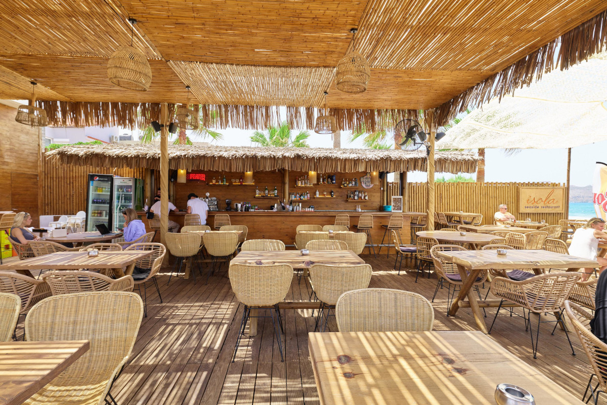 Isola Seaside Restaurant