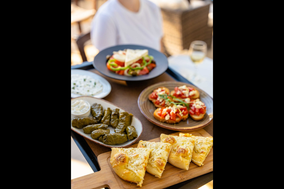 AVRA Creating Feelings Restaurant