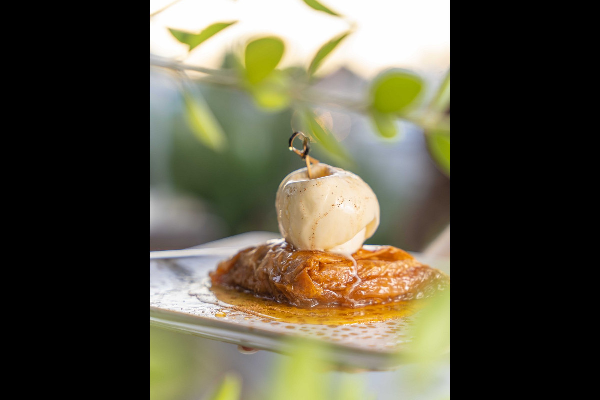 AVRA Creating Feelings Restaurant
