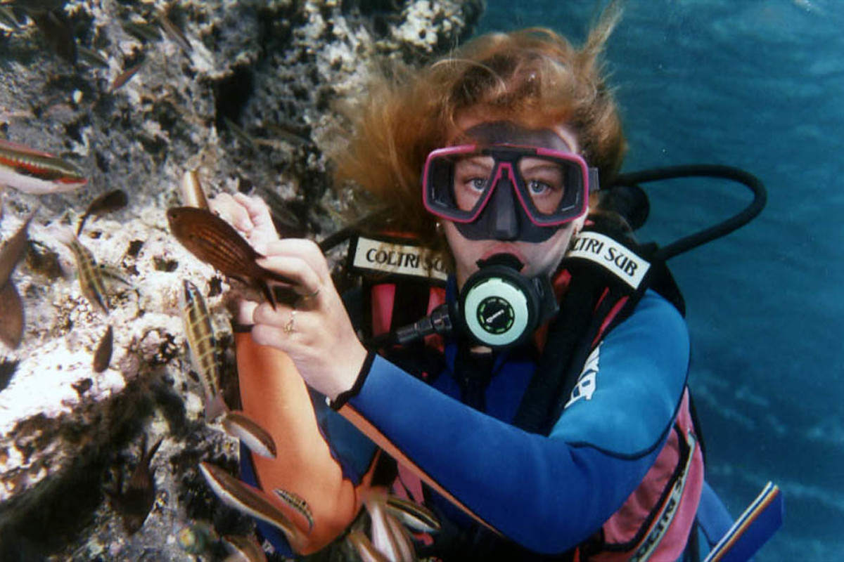 Agios Nikolaos : Beginner Scuba Diving Experience in Confined Open Water with Instructor